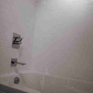 groutless shower tiles